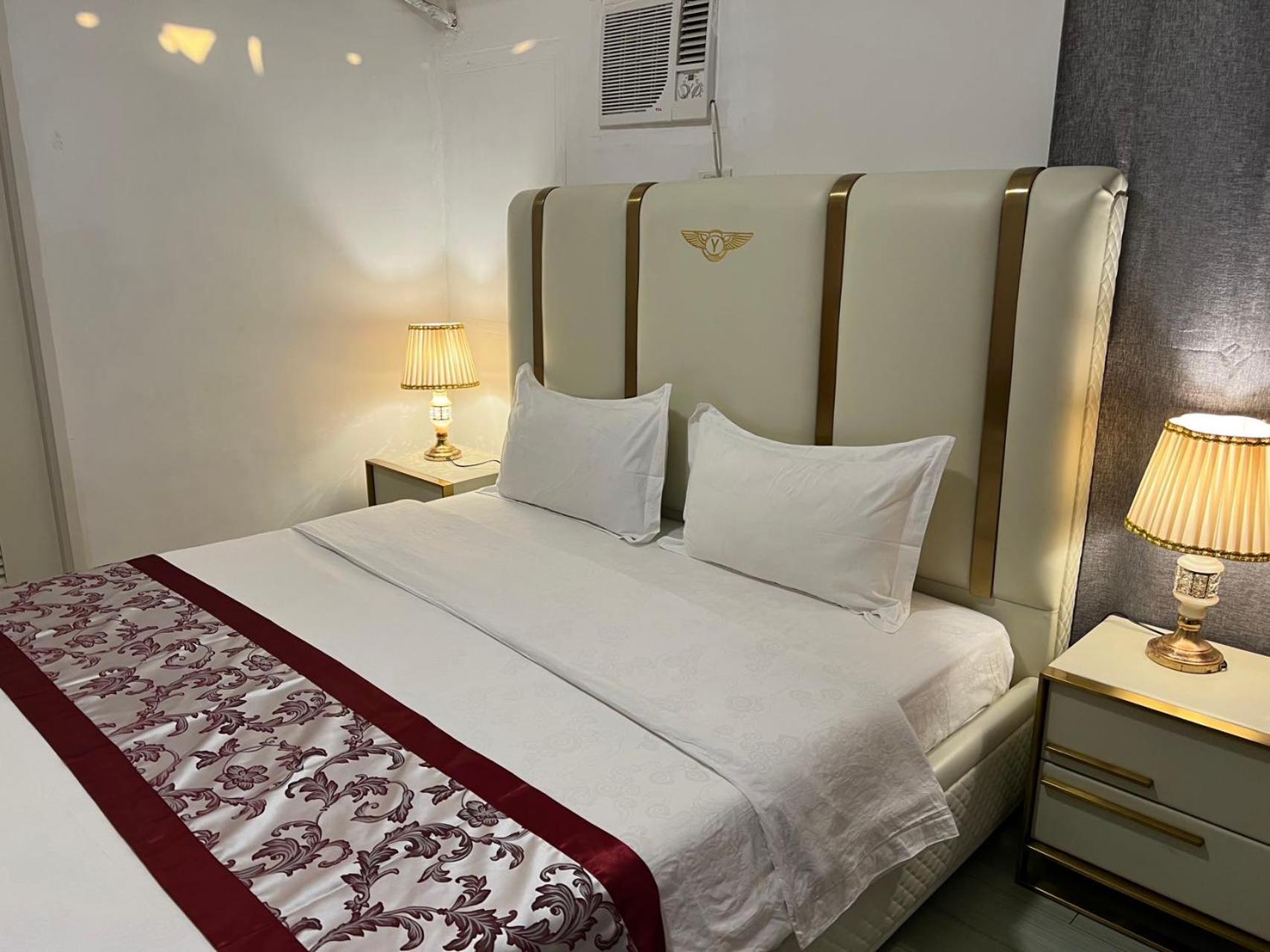 Sunset House Roxas Bay Apartment Manila Bagian luar foto